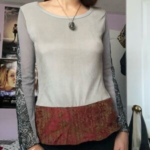 gorgeous grey and white mesh long sleeve top paisley pattern on the sleeves